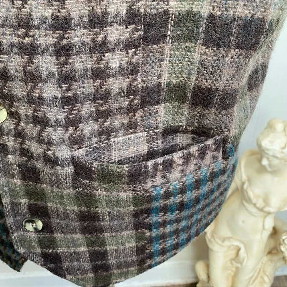 Vintage Tweed Wool Plaid Sweater Vest - Picture 8 of 14